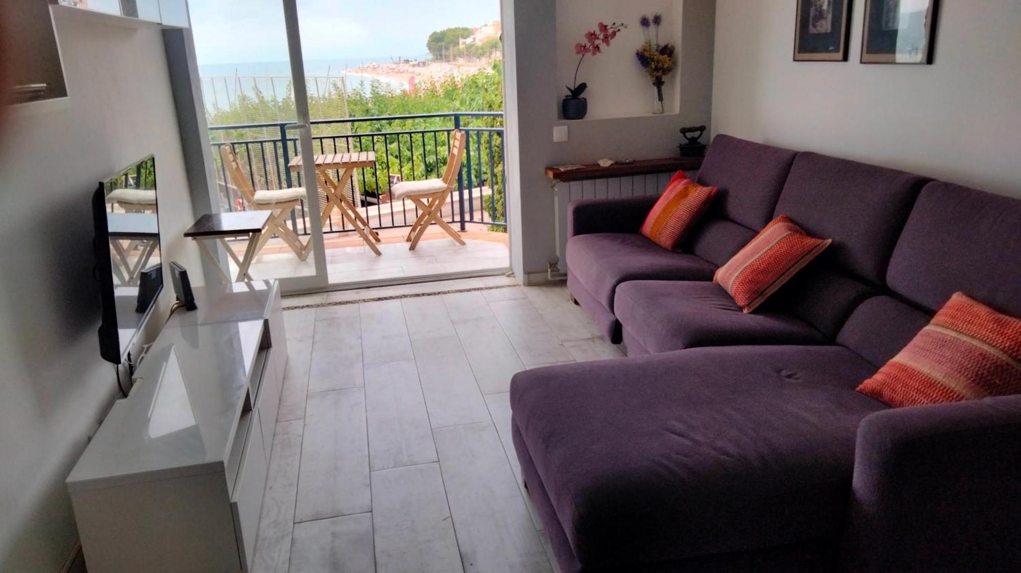 Beachfront Apartment With Private Parking Sant Pol De Mar Exteriör bild